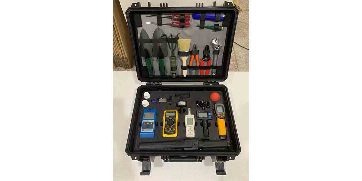 想要性能出眾、質量可靠，就選振弘警用頭盔